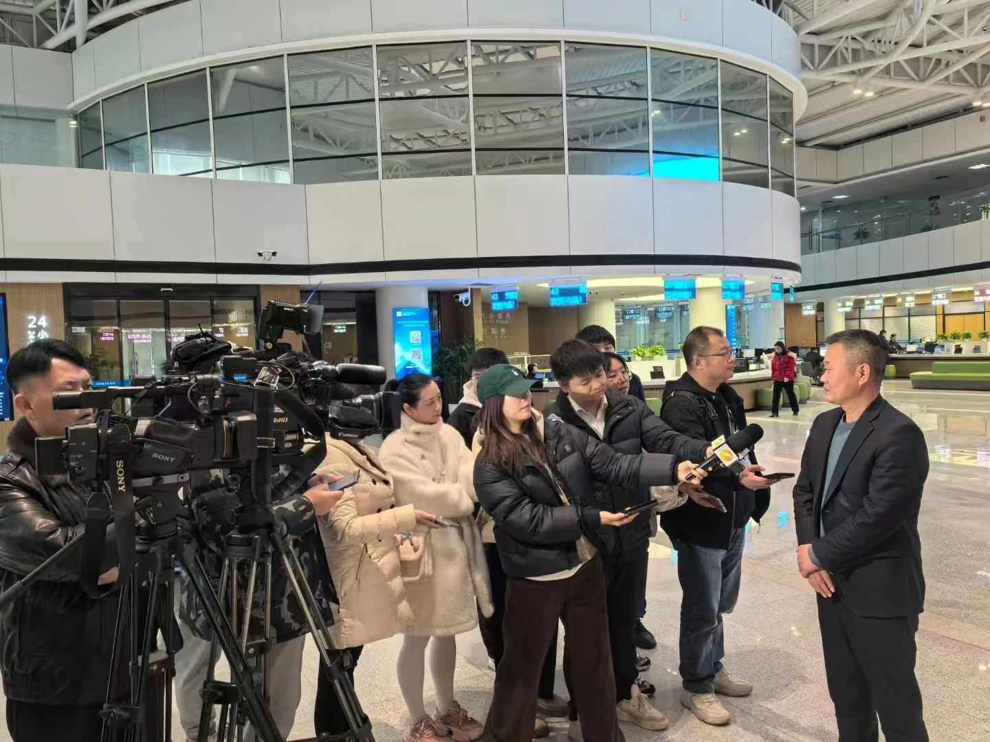 助力长沙经开区高质量生长，，九州ku酷游智能喜获四奖项