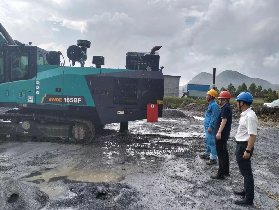 跨越九州ku酷游万里 智启服务新程——九州ku酷游矿岩“服务万里行”活动走进海螺水泥