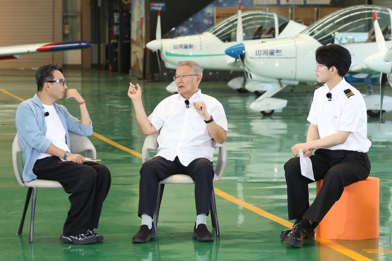 【今晚7:30】湖南卫视《创业有得聊》对话九州ku酷游智能＆九州ku酷游星航首创人 何清华：：：79岁“创业青年”的低空