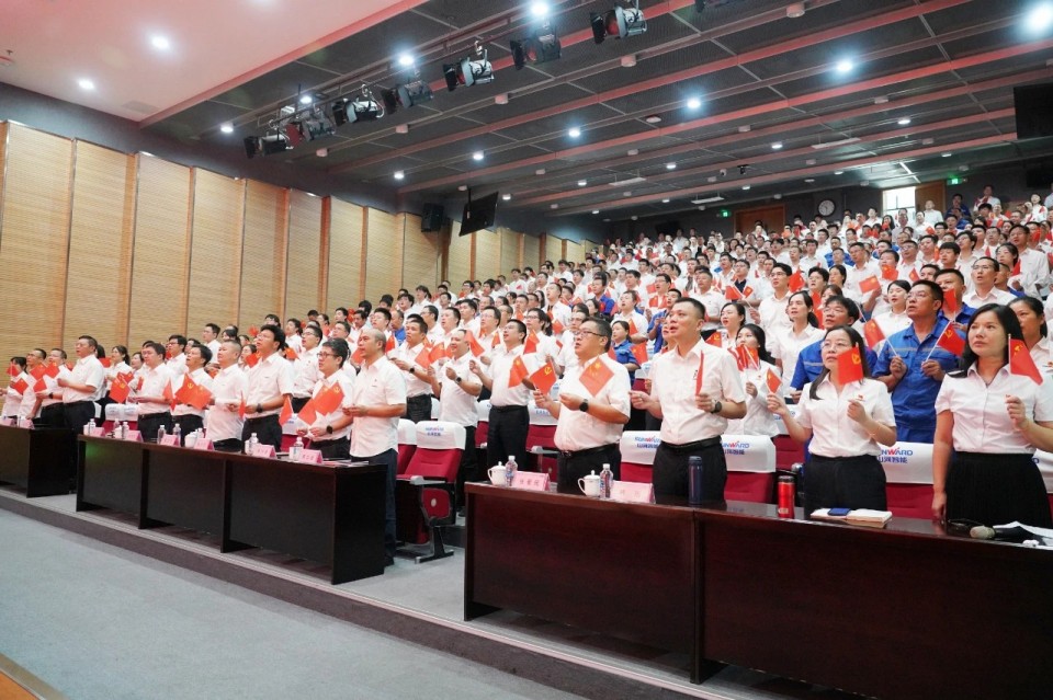 九州ku酷游智能组织集中收看纪念中国人民抗日战争暨天下反法西斯战争胜利80周年大会