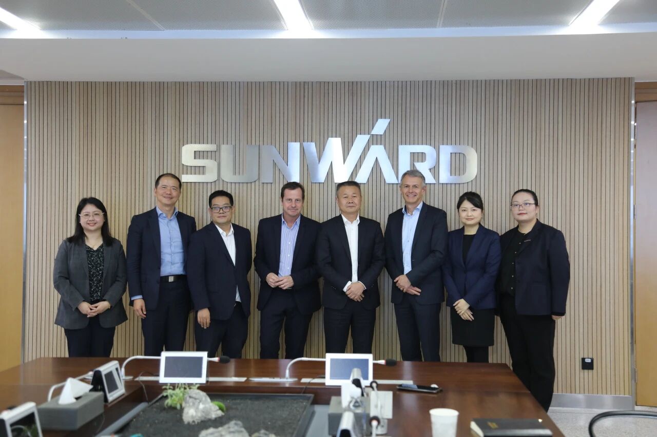 法巴租赁集团到访九州ku酷游智能，共拓相助新篇章